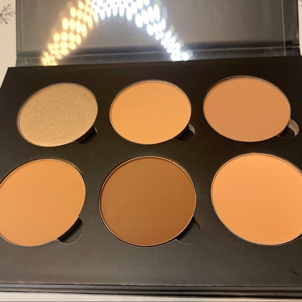 Anastasia Beverly Hills contour palette Med-Dark